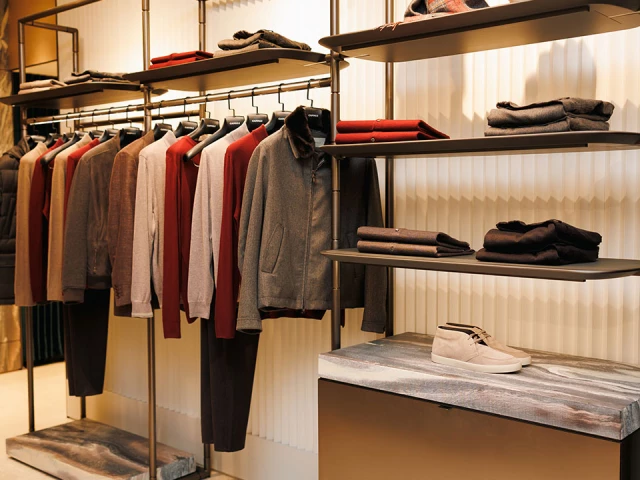 Canali Boutique in Baku on the lifestyle store concept